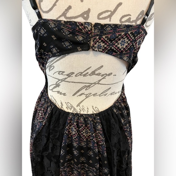 Hommage Los Angeles Sexy Maxi Boho Cut Out Dress Lace Multicolored Medium EUC - Picture 6 of 16